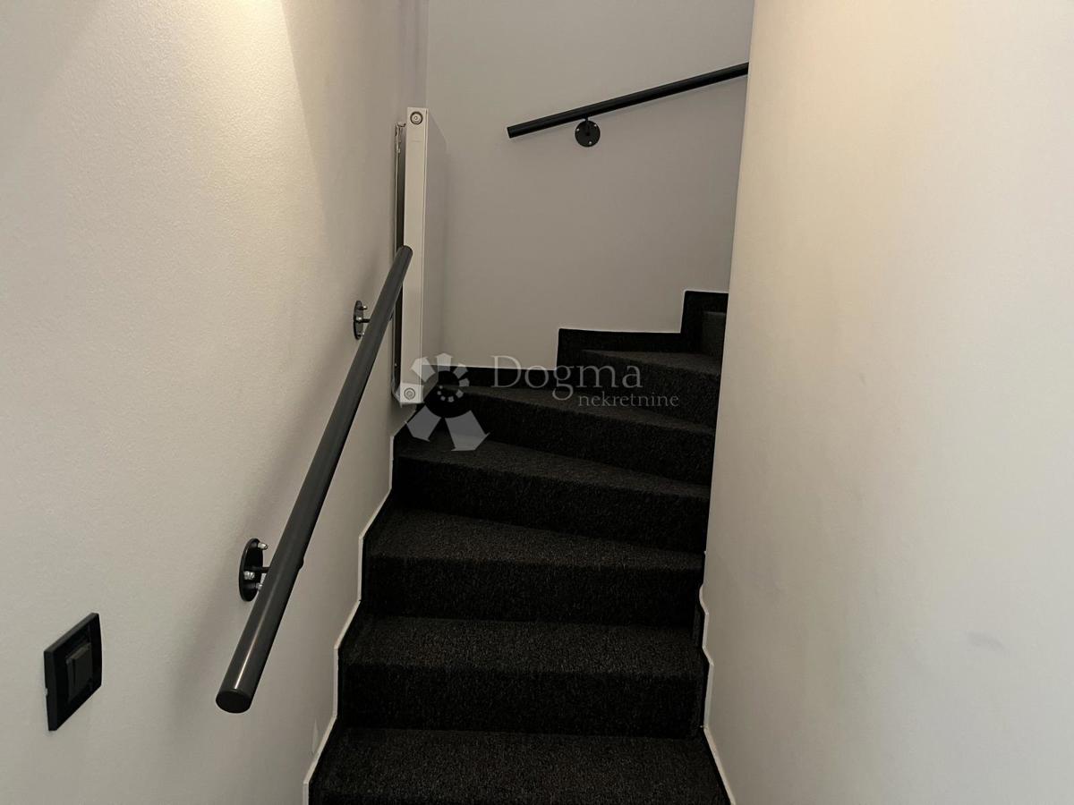 Casa Markuševec, Podsljeme, 303,51m2