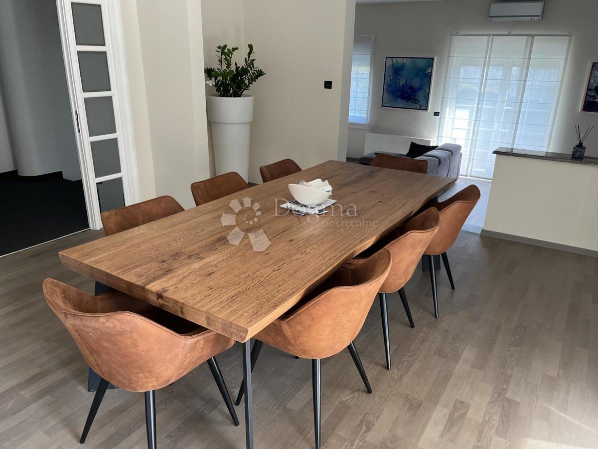 Casa Markuševec, Podsljeme, 303,51m2