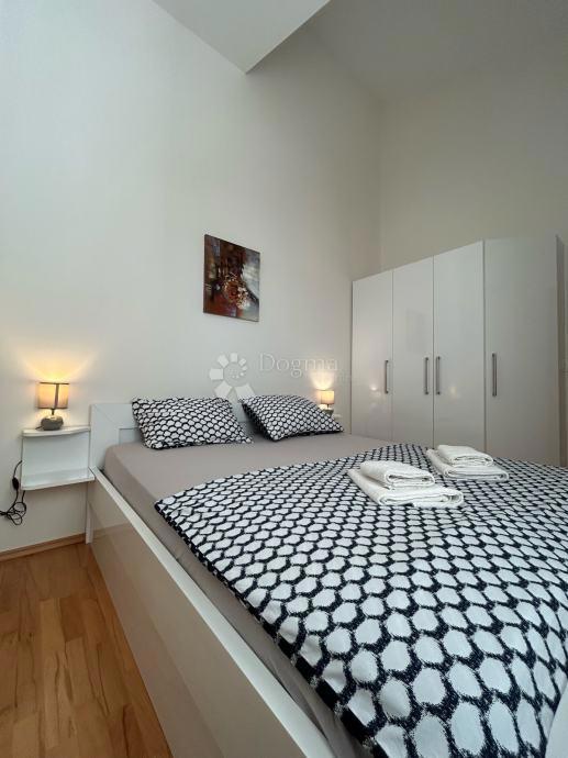 IN VENDITA: APPARTAMENTO MODERNO A ROGOZNICA – VISTA MARE UNICA