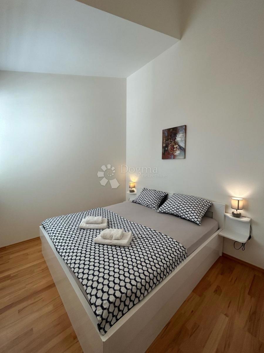 IN VENDITA: APPARTAMENTO MODERNO A ROGOZNICA – VISTA MARE UNICA