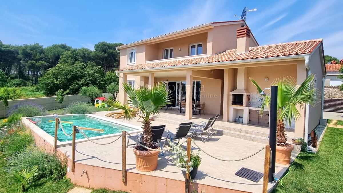 Bellissima casa a soli 3 km dal mare per vivere o per investimento