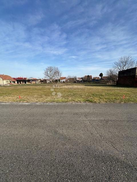 Terreno edificabile Bosutsko naselje, Osijek, 430m2