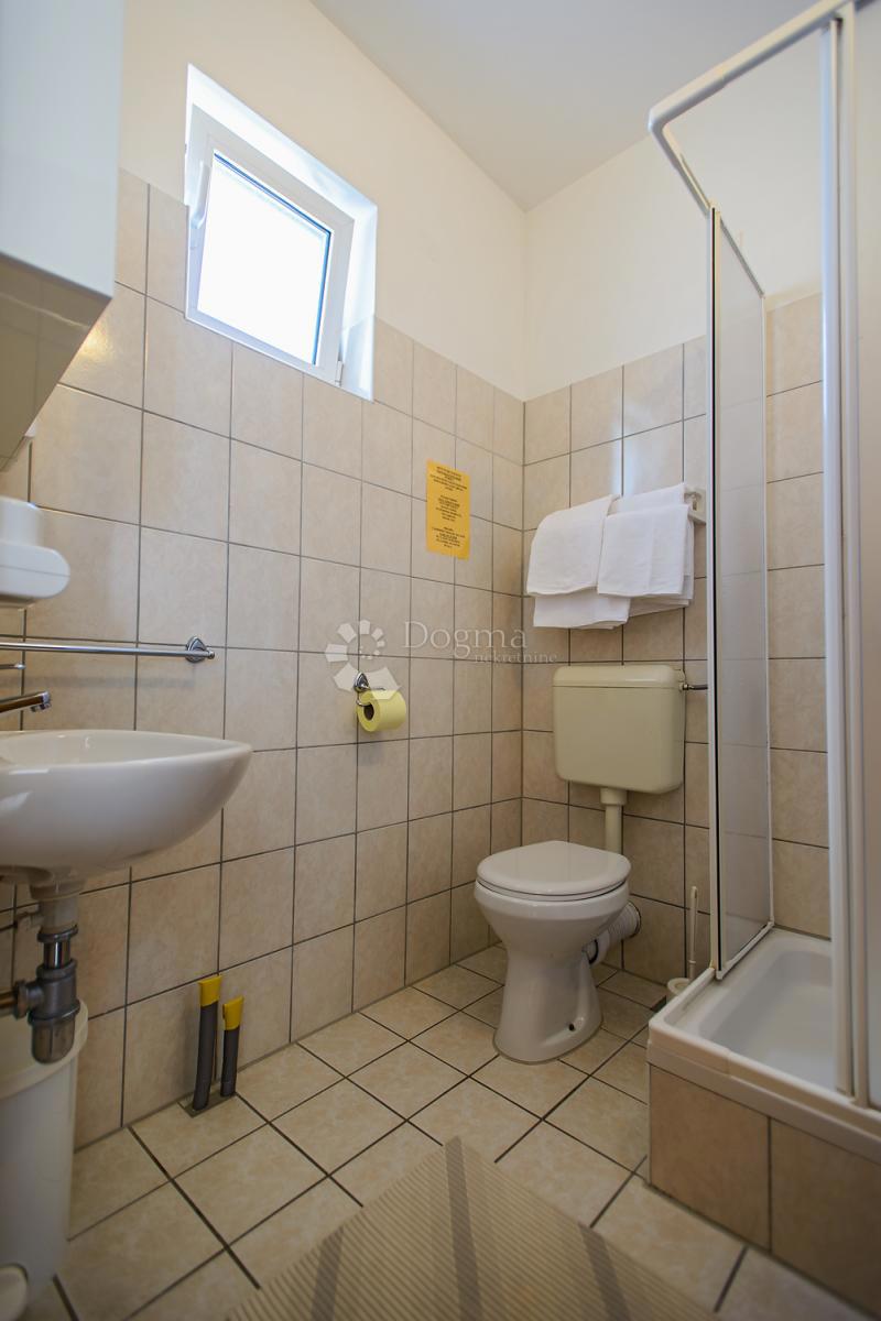 Albergo Posedarje, 1.100m2