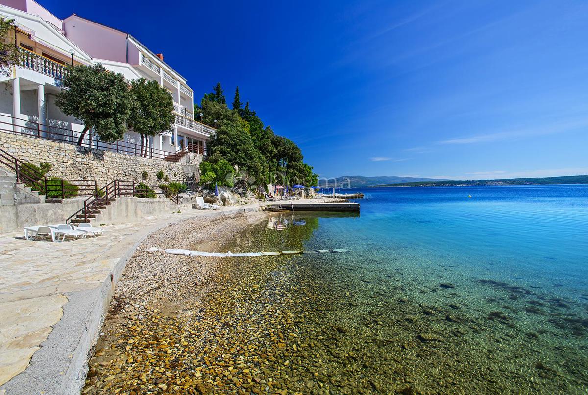 Albergo Posedarje, 1.100m2