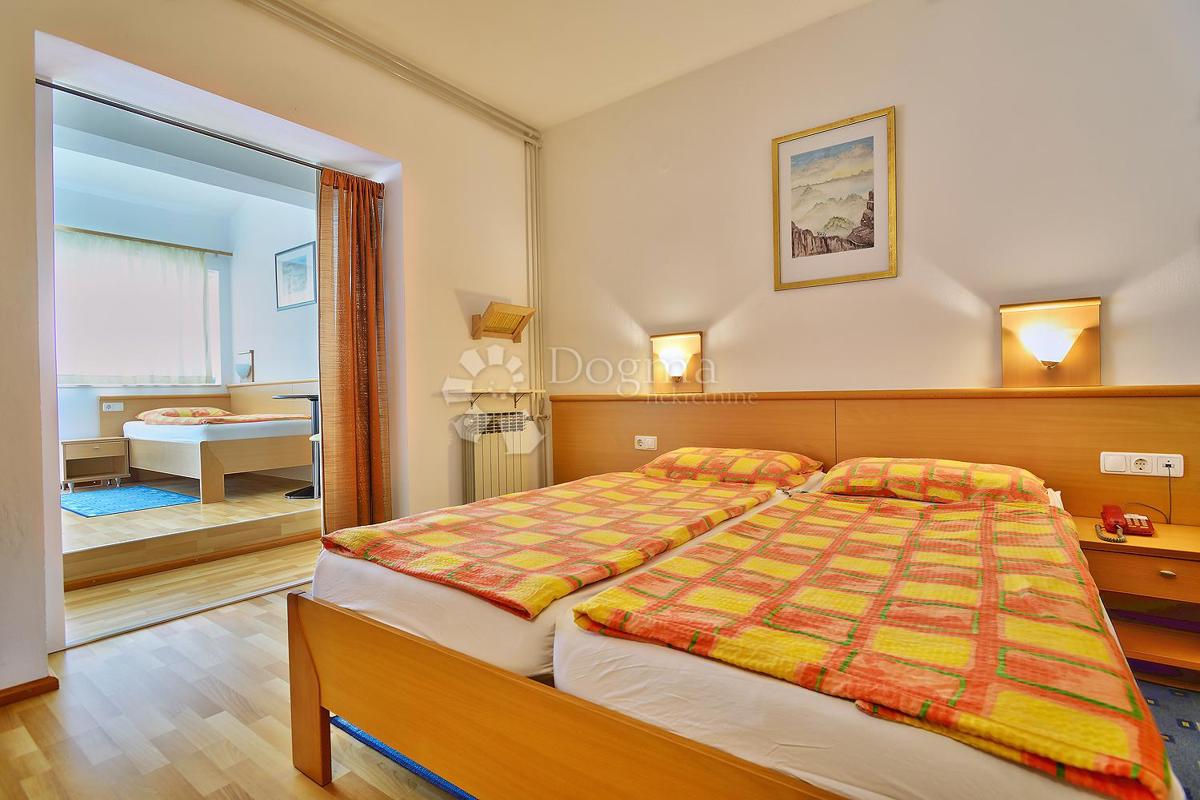 Albergo Posedarje, 1.100m2