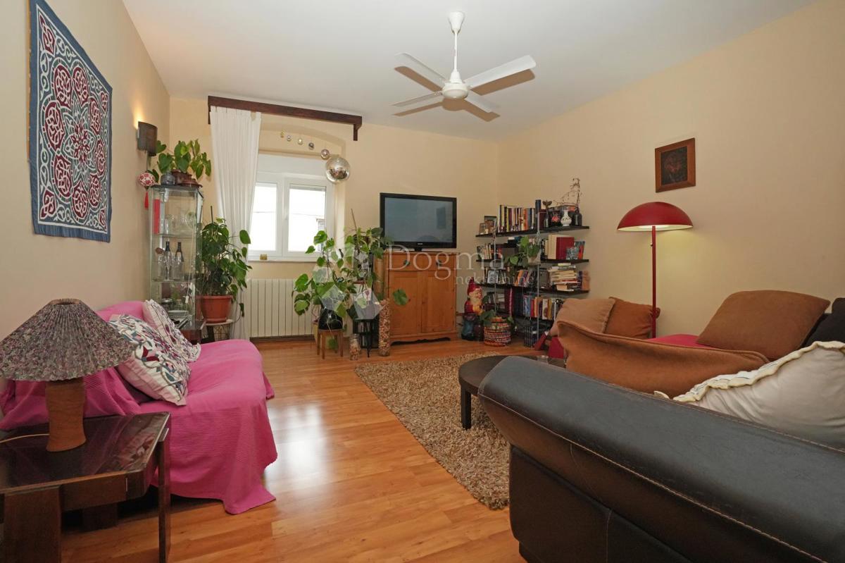 Un appartamento fenomenale nel centro di Pola