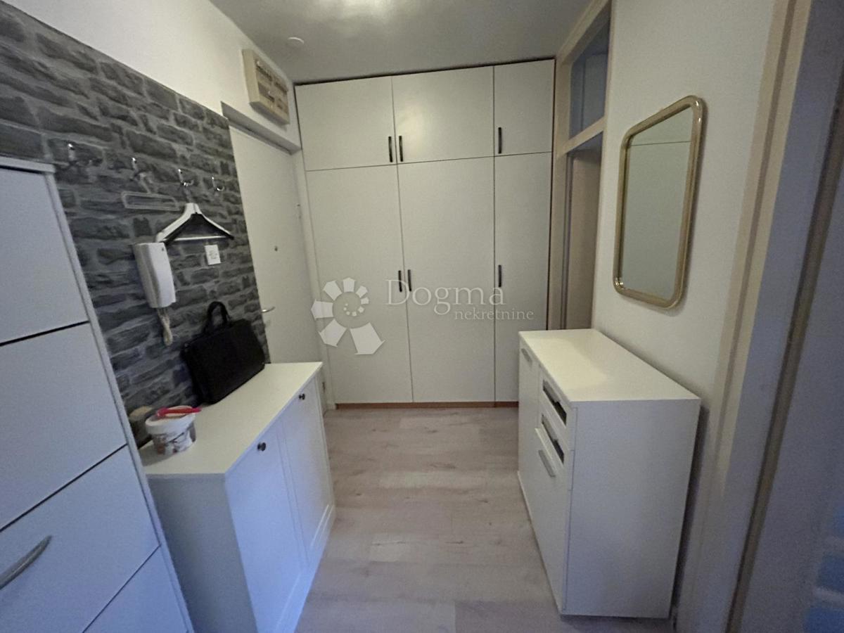 Allogio Ravnice, Maksimir, 50m2