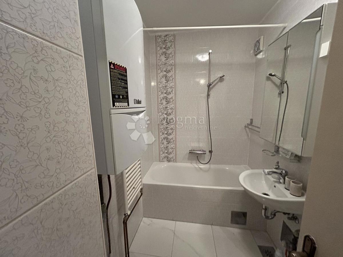 Allogio Ravnice, Maksimir, 50m2