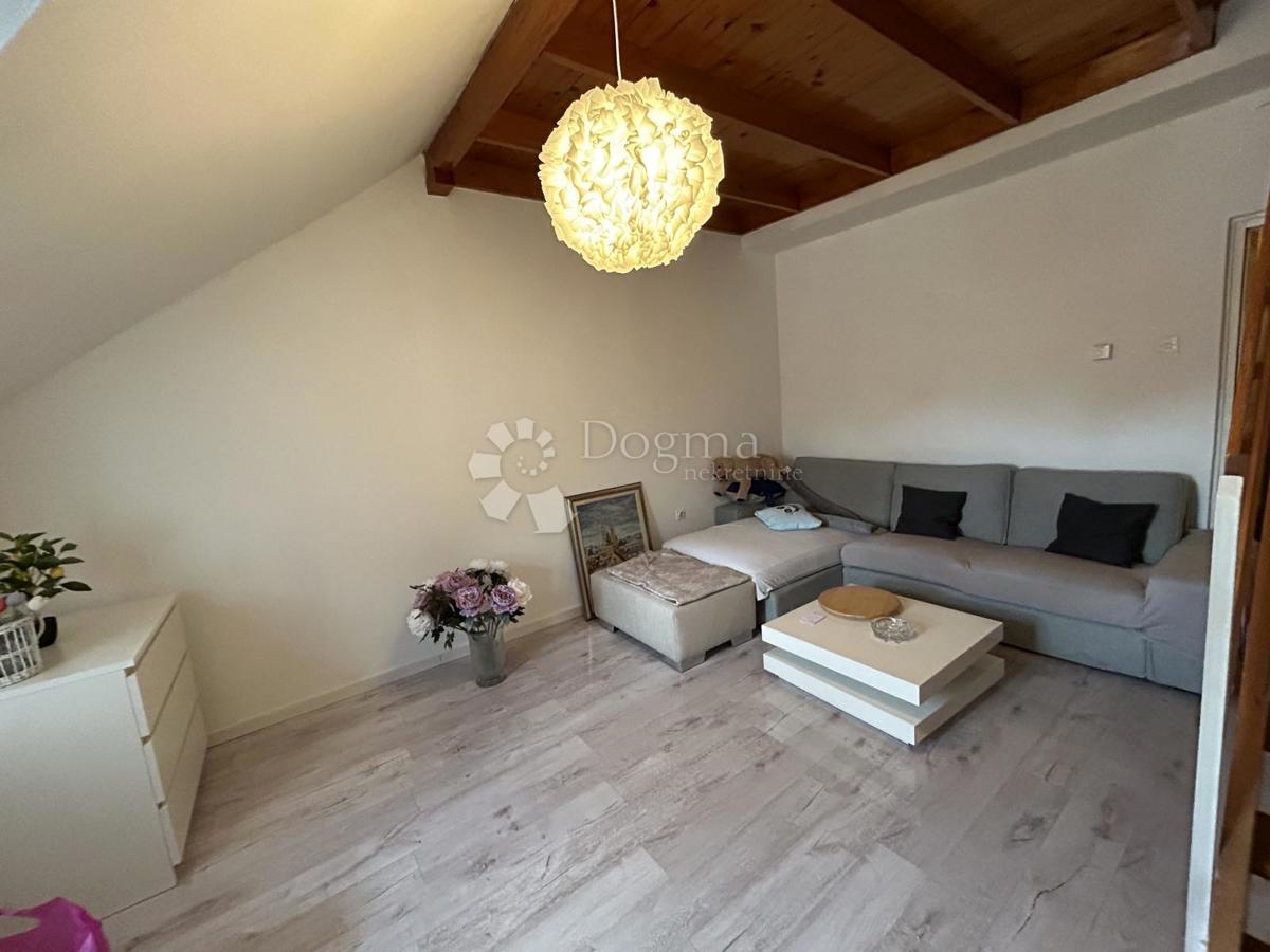 Allogio Ravnice, Maksimir, 50m2