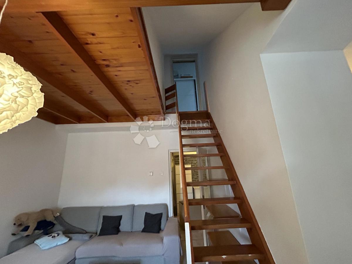 Allogio Ravnice, Maksimir, 50m2