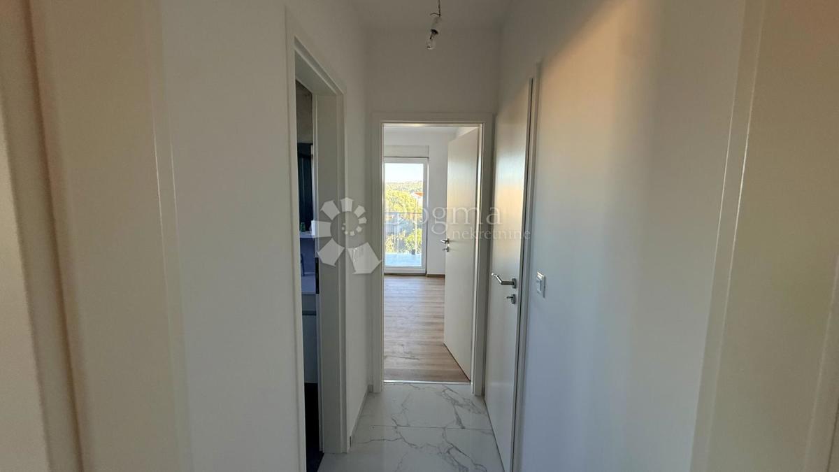 S3 – Appartamento con terrazza panoramica privata e vista mare