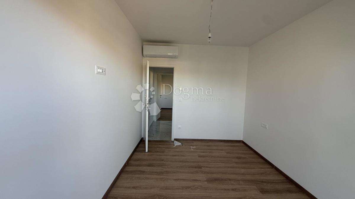 S3 – Appartamento con terrazza panoramica privata e vista mare