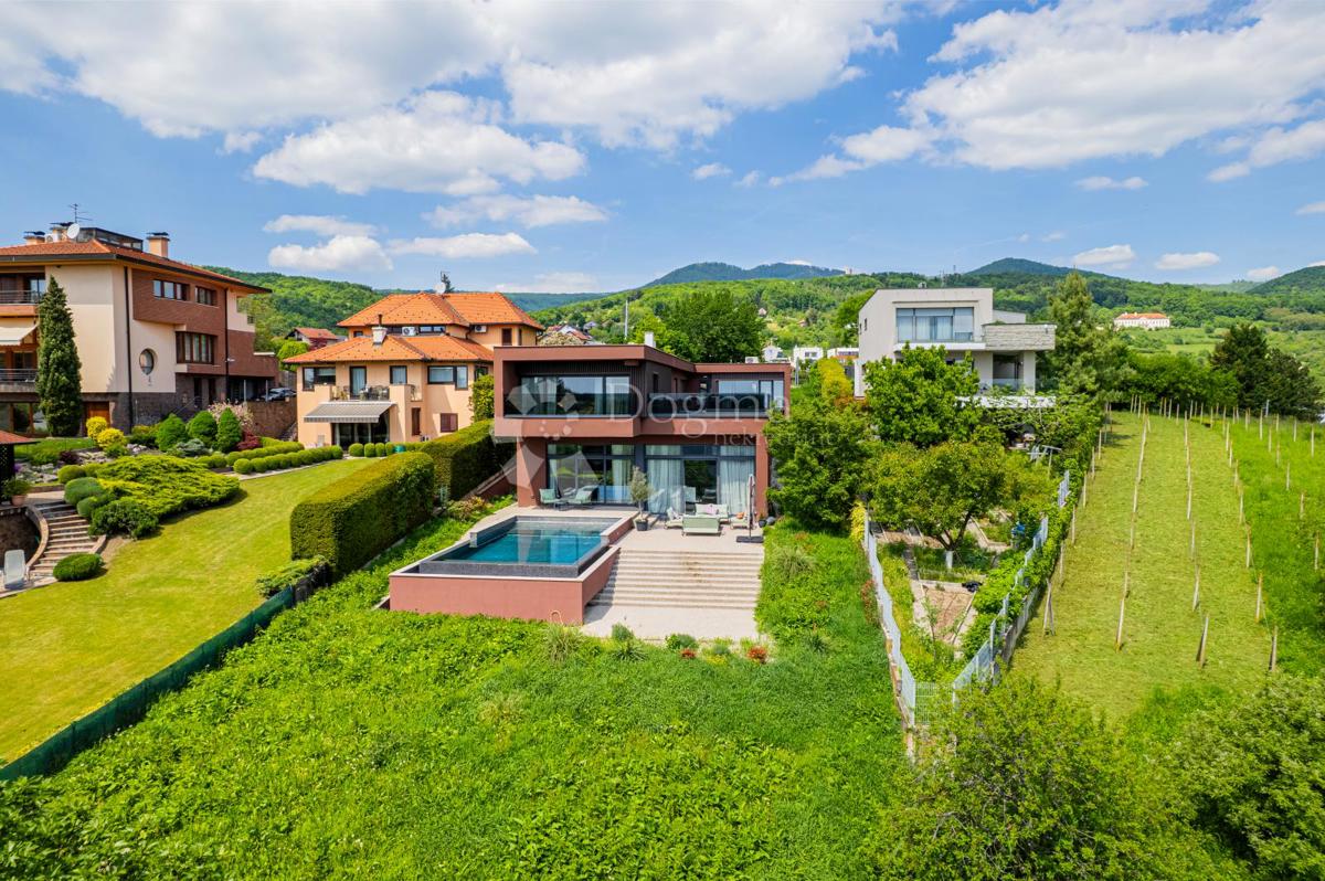 Casa Šestine, Podsljeme, 400m2