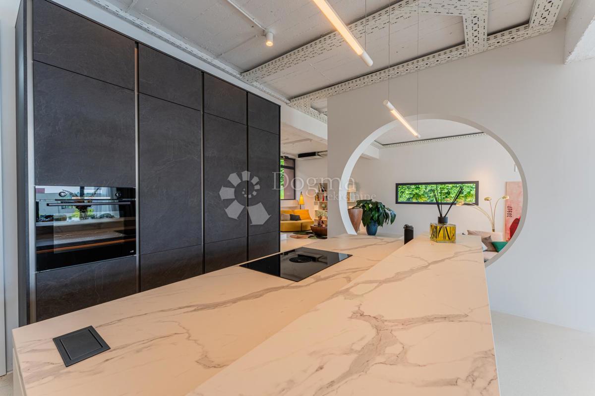 Casa Šestine, Podsljeme, 400m2