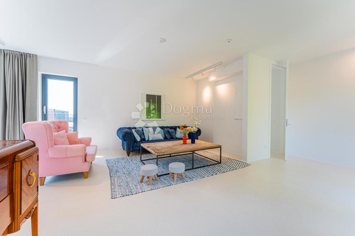 Casa Šestine, Podsljeme, 400m2