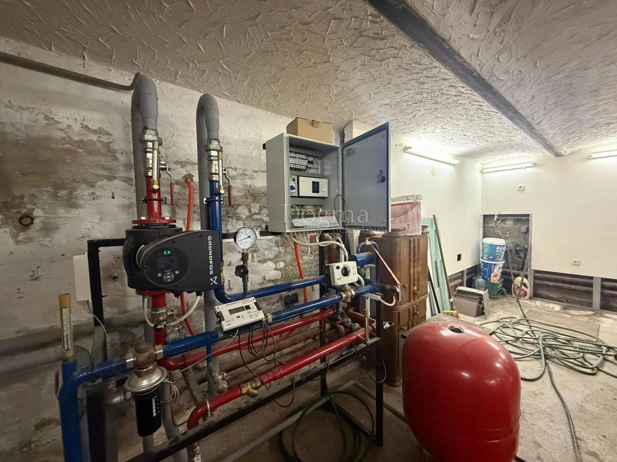 Locale commerciale Gornji grad / Centar, Osijek, 50m2