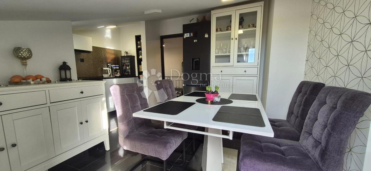 Allogio Rovinj, 92,92m2