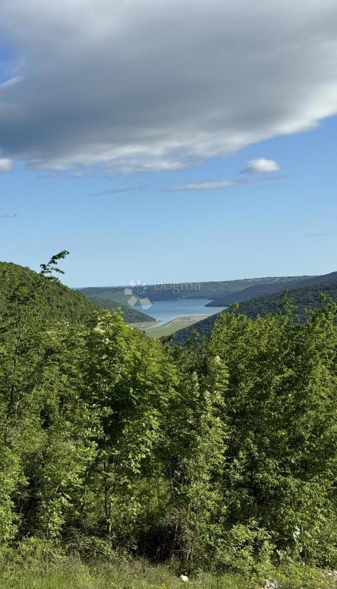 Terreno edificabile Kunj, Raša, 1.909m2