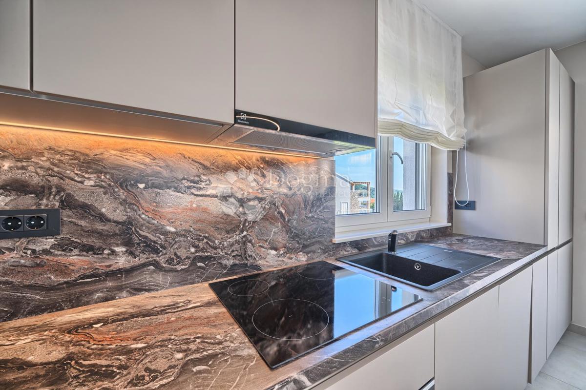 Allogio Primošten, 67m2