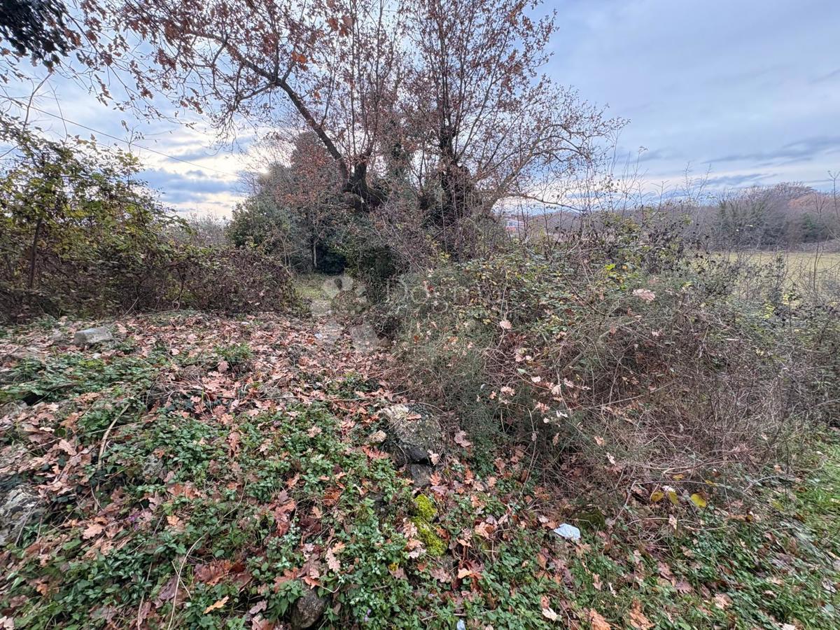 Terreno edificabile Nenadići, Krk, 625m2