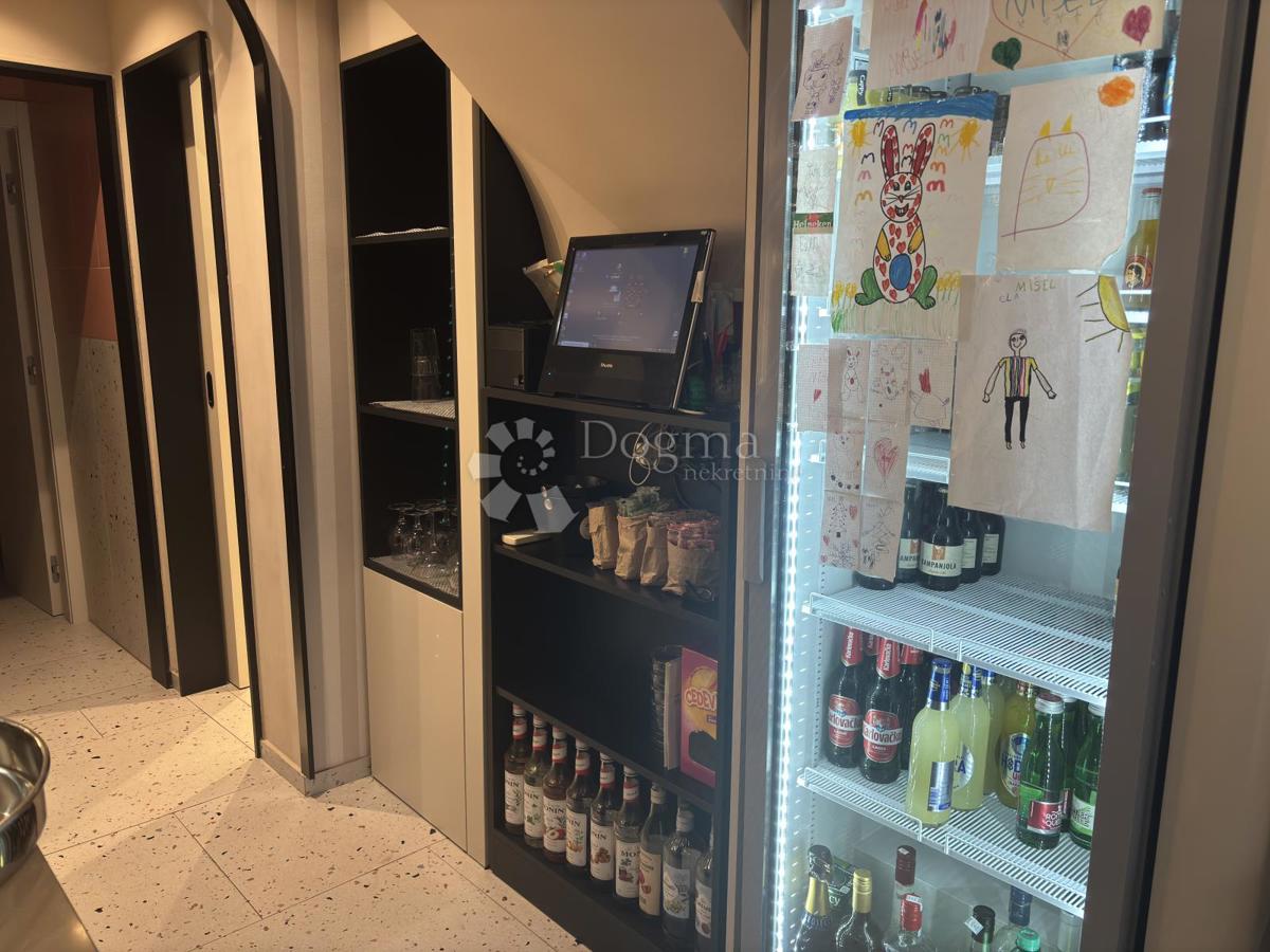 Locale commerciale Trsat, Rijeka, 77m2