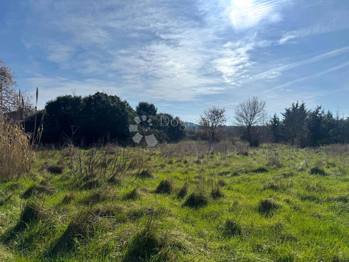 Terreno edificabile Pomer, Medulin, 1.999m2