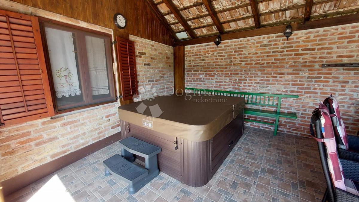 Casa Dapci, Čazma, 97m2