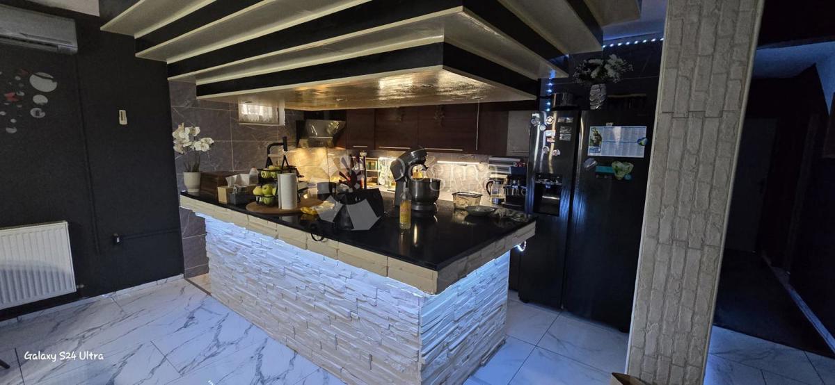 Casa Donji Karin, Benkovac, 250m2