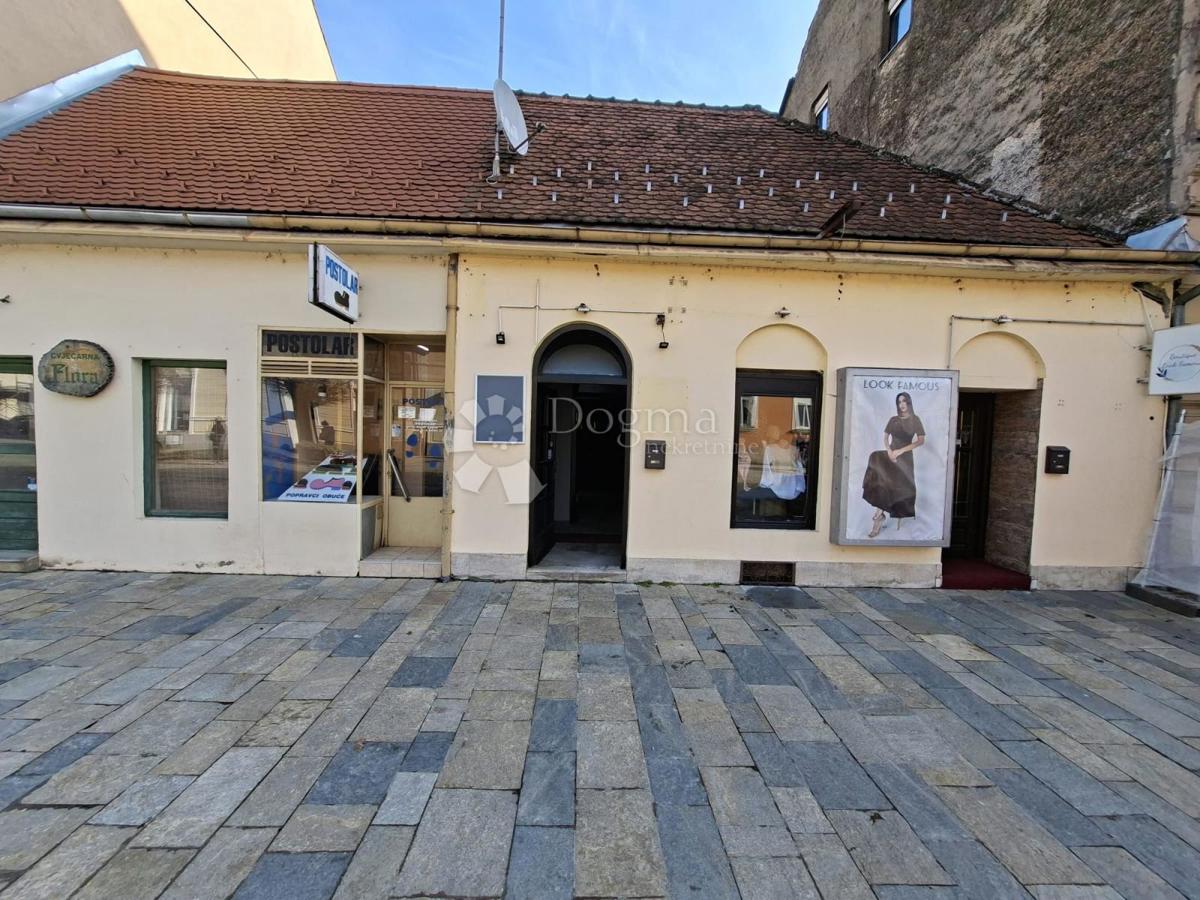 Locale commerciale Centar, Sisak, 133m2