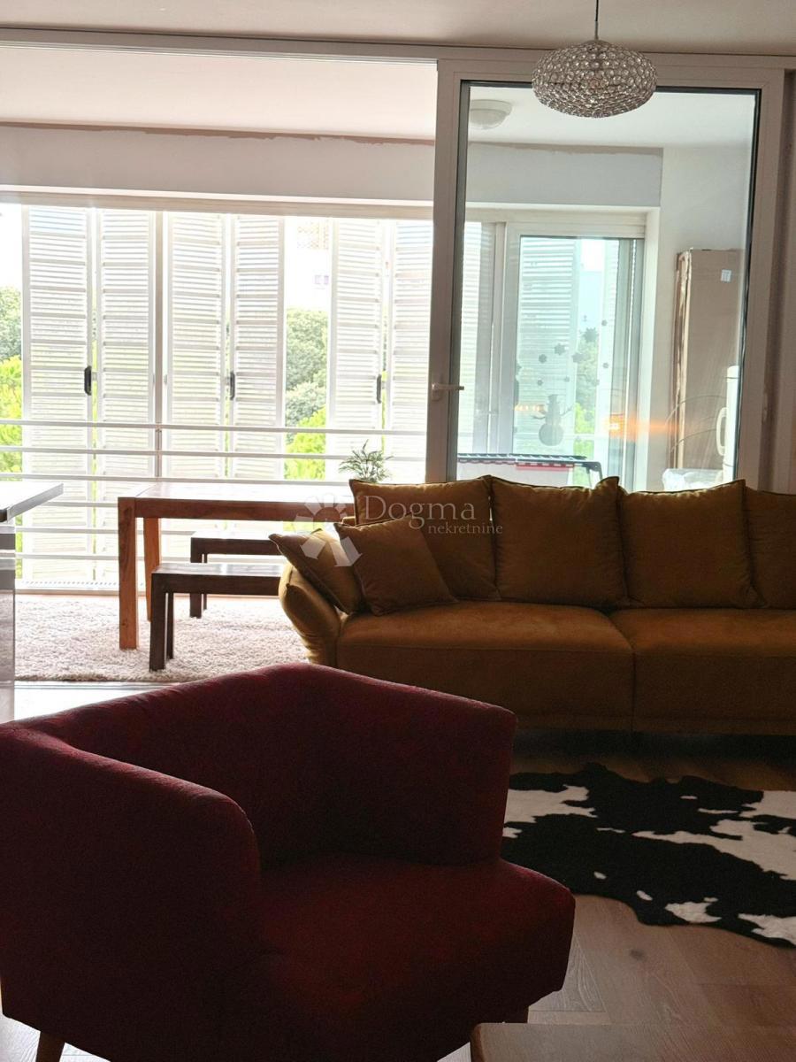 Allogio Branimirova Obala, Zadar, 95m2