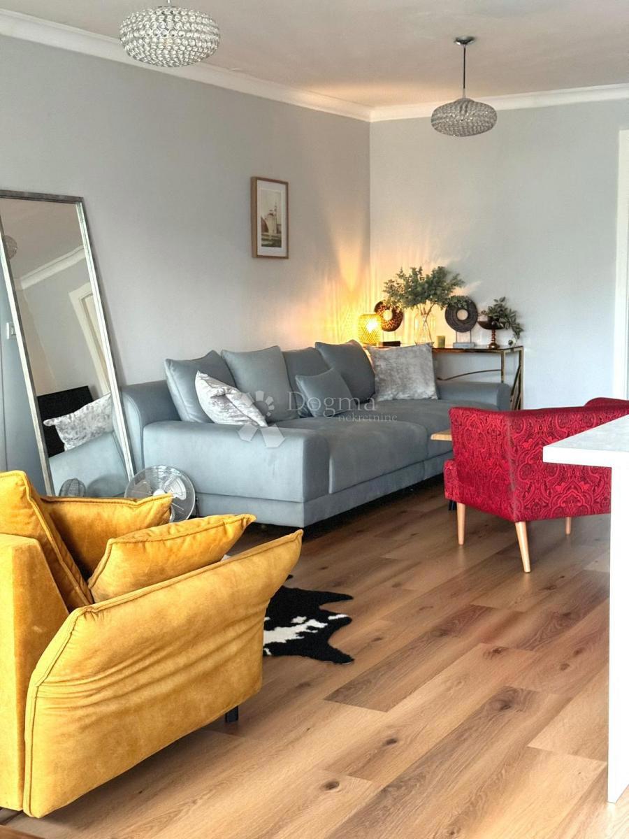 Allogio Branimirova Obala, Zadar, 95m2