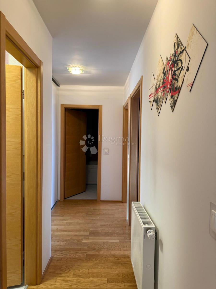 Allogio Centar, Varaždin, 69,60m2