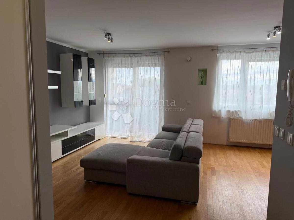 Allogio Centar, Varaždin, 69,60m2