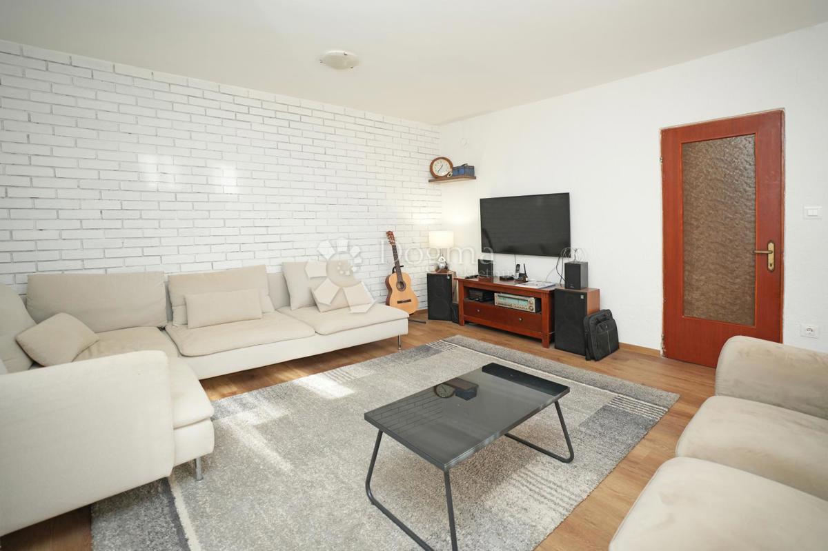 Casa Familiare nella Natura