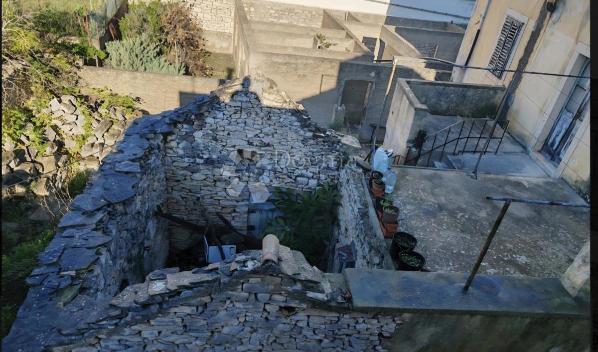 Casa Vela Luka, 324m2