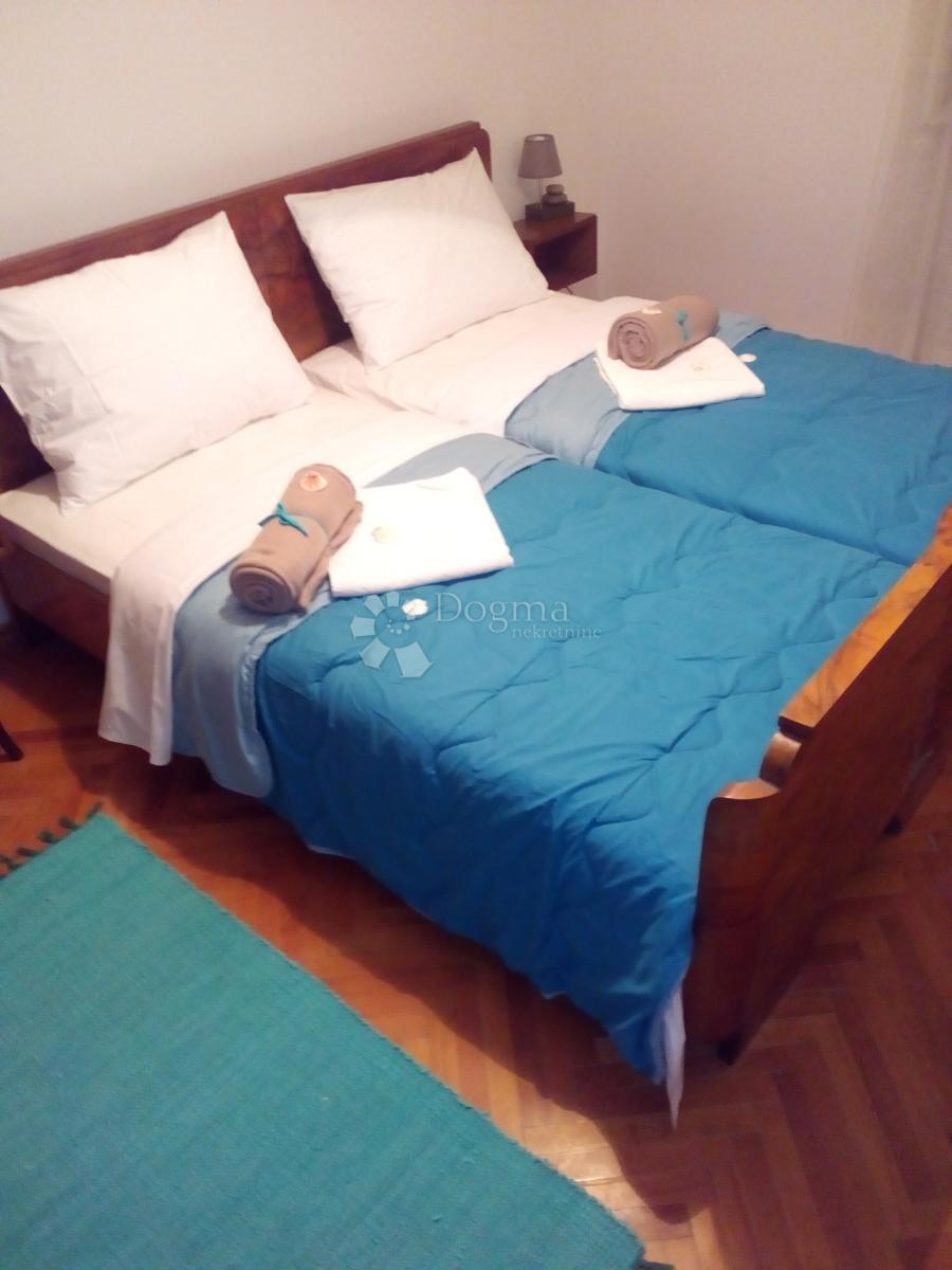 Casa Kaštel Štafilić, Kaštela, 210m2