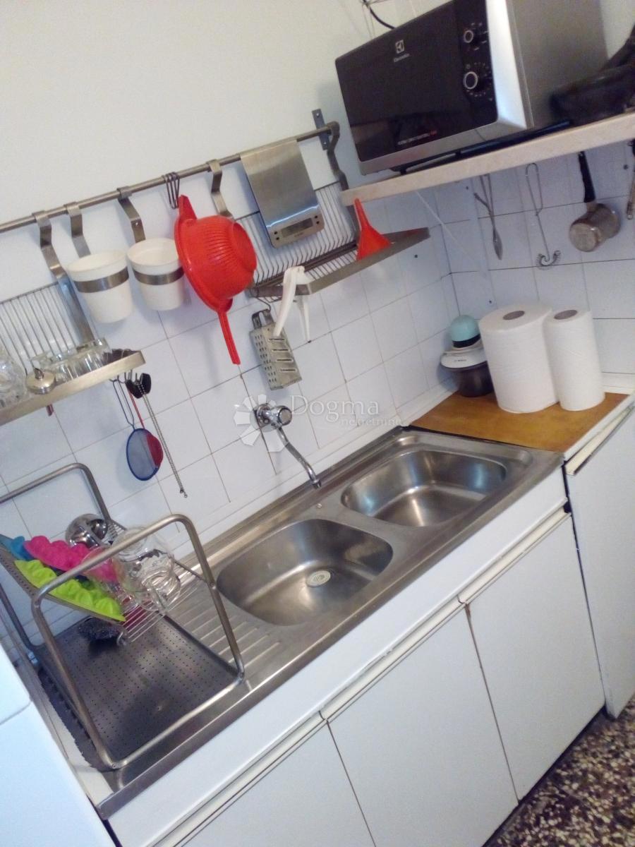 Casa Kaštel Štafilić, Kaštela, 210m2