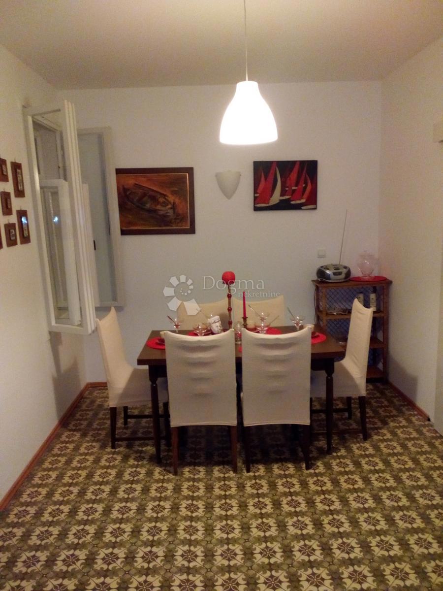 Casa Kaštel Štafilić, Kaštela, 210m2