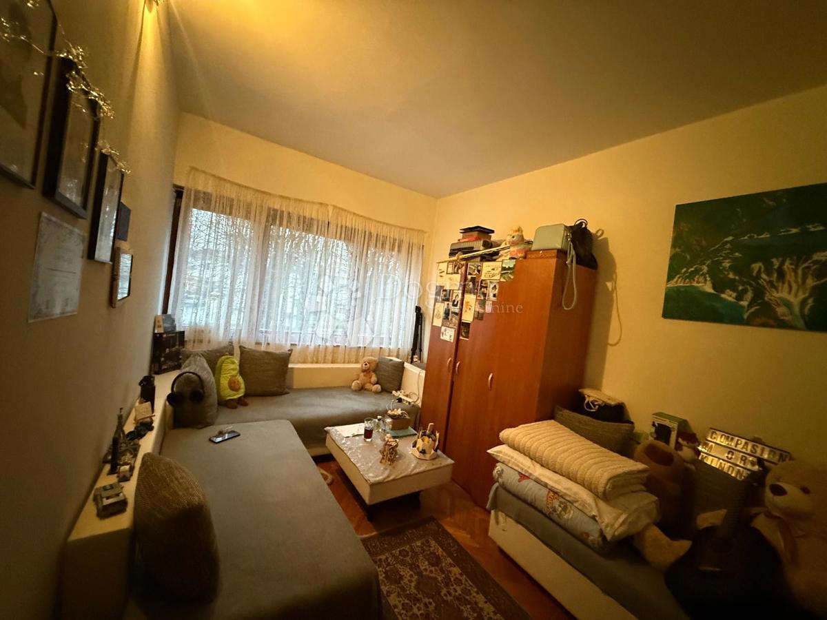 Allogio Centar, Gospić, 70m2