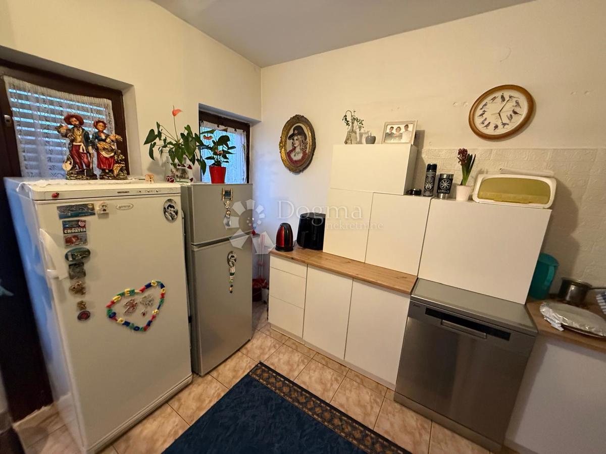 Allogio Centar, Gospić, 70m2