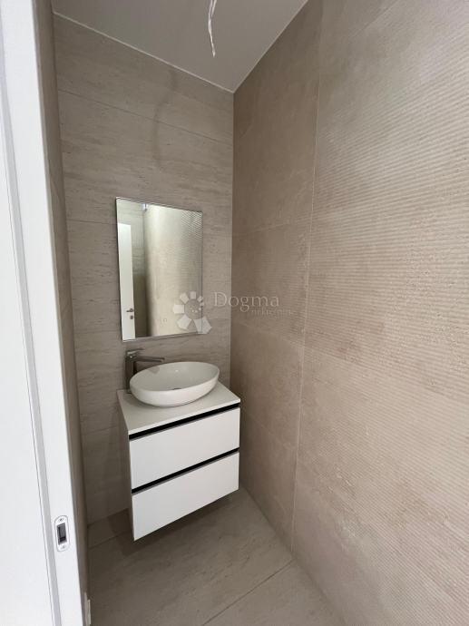 Allogio Donji grad, Osijek, 120m2