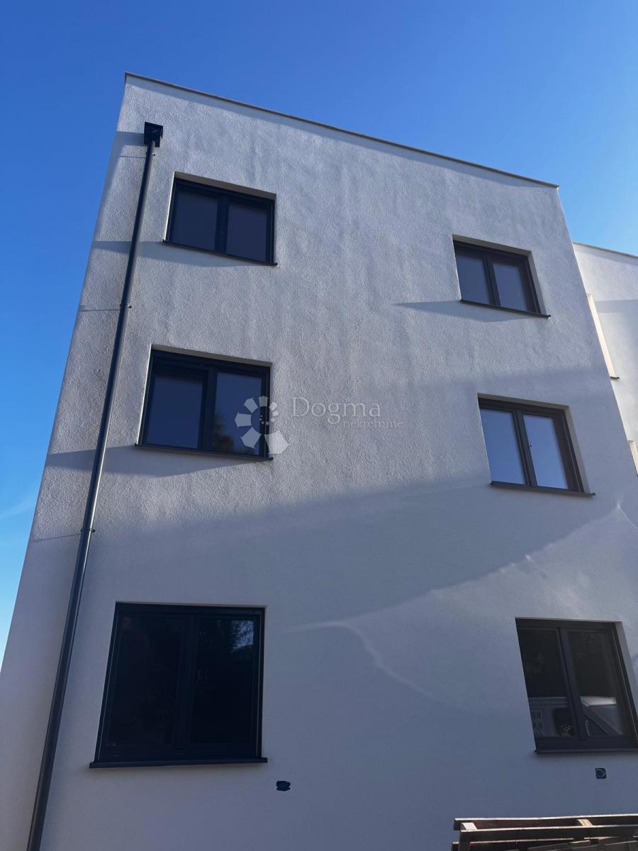 Allogio Petrčane, Zadar - Okolica, 105m2