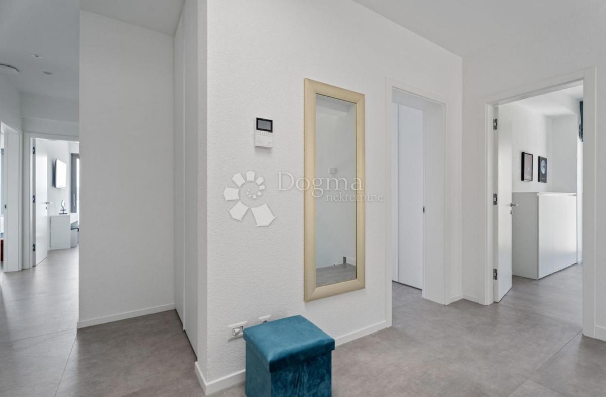 Casa Seget Donji, Seget, 385m2