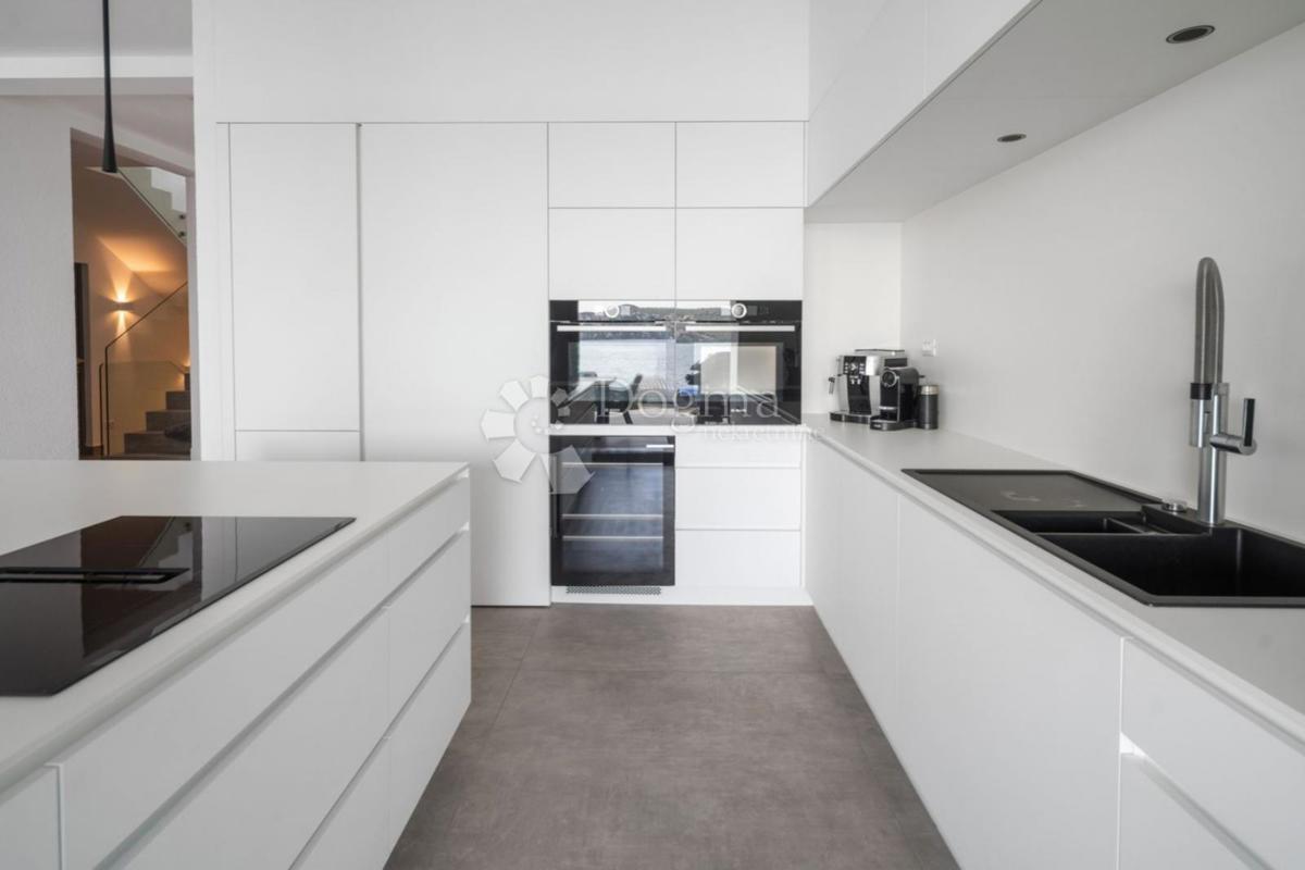 Casa Seget Donji, Seget, 385m2