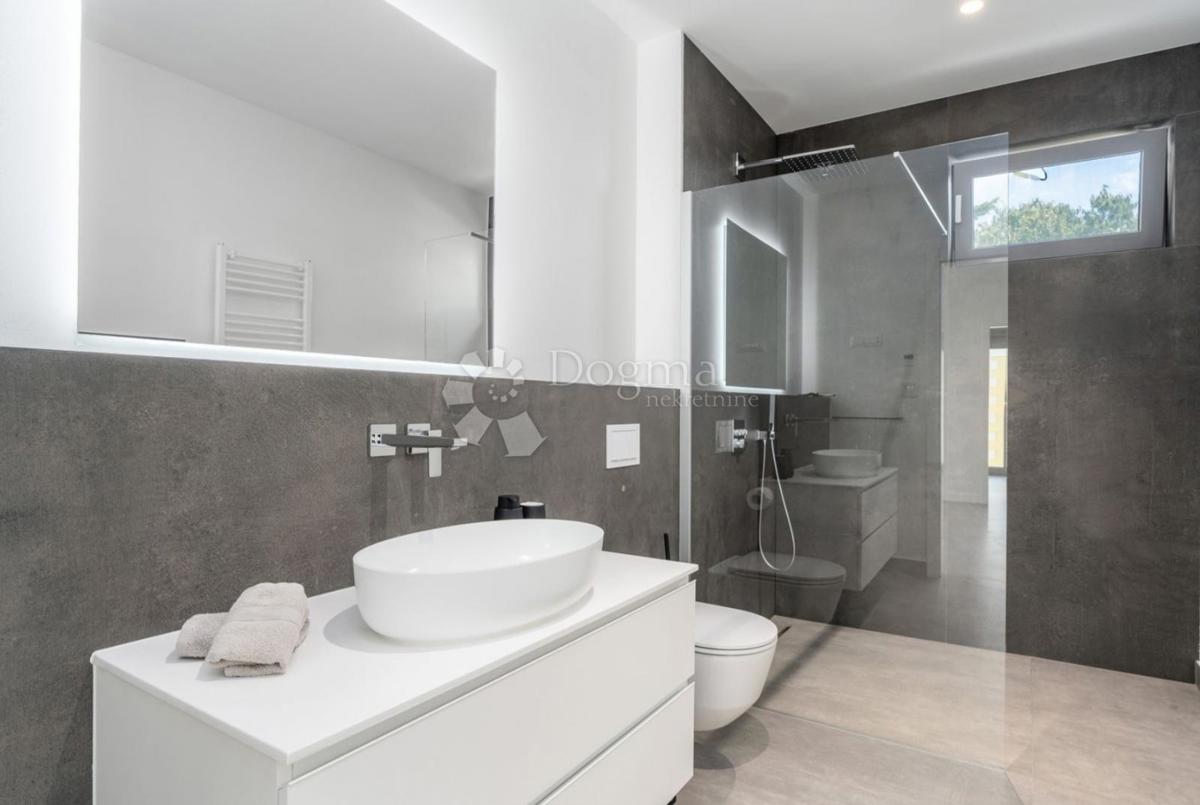 Casa Seget Donji, Seget, 385m2