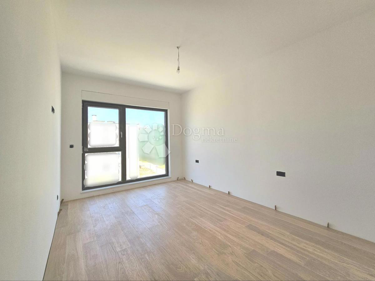 OCCASIONE!! Nuovo edificio, ASCENSORE, parcheggio, ripostiglio