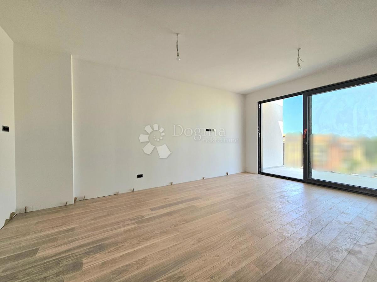 OCCASIONE!! Nuovo edificio, ASCENSORE, parcheggio, ripostiglio