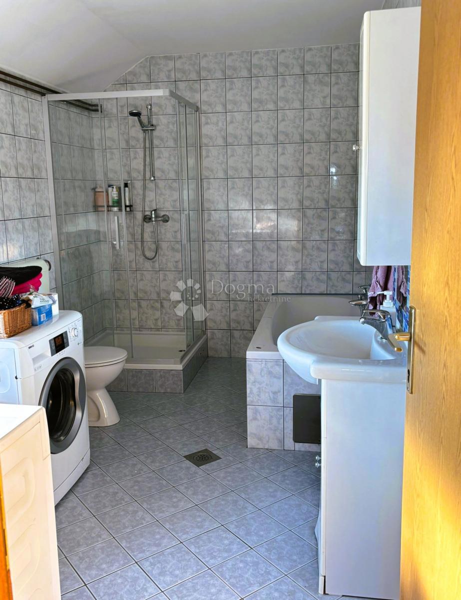 Locale commerciale Bartolovec, Trnovec Bartolovečki, 568m2