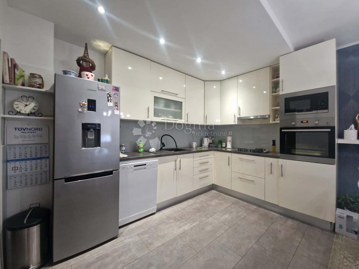 Allogio Bili brig, Zadar, 89m2