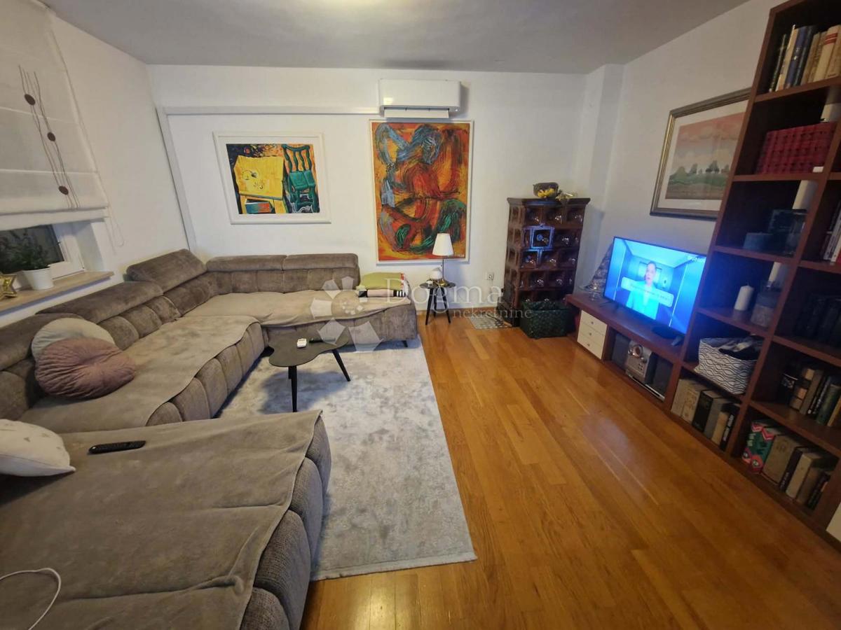 Allogio Bili brig, Zadar, 89m2